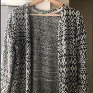 Long soft geometric cardigan